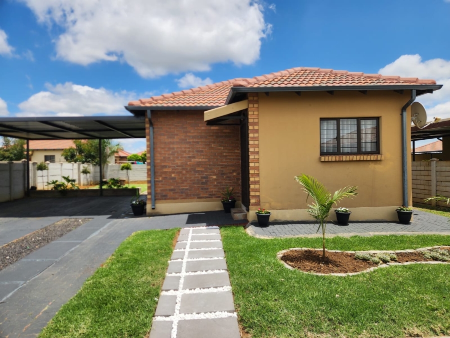 3 Bedroom Property for Sale in Waterkloof A H North West